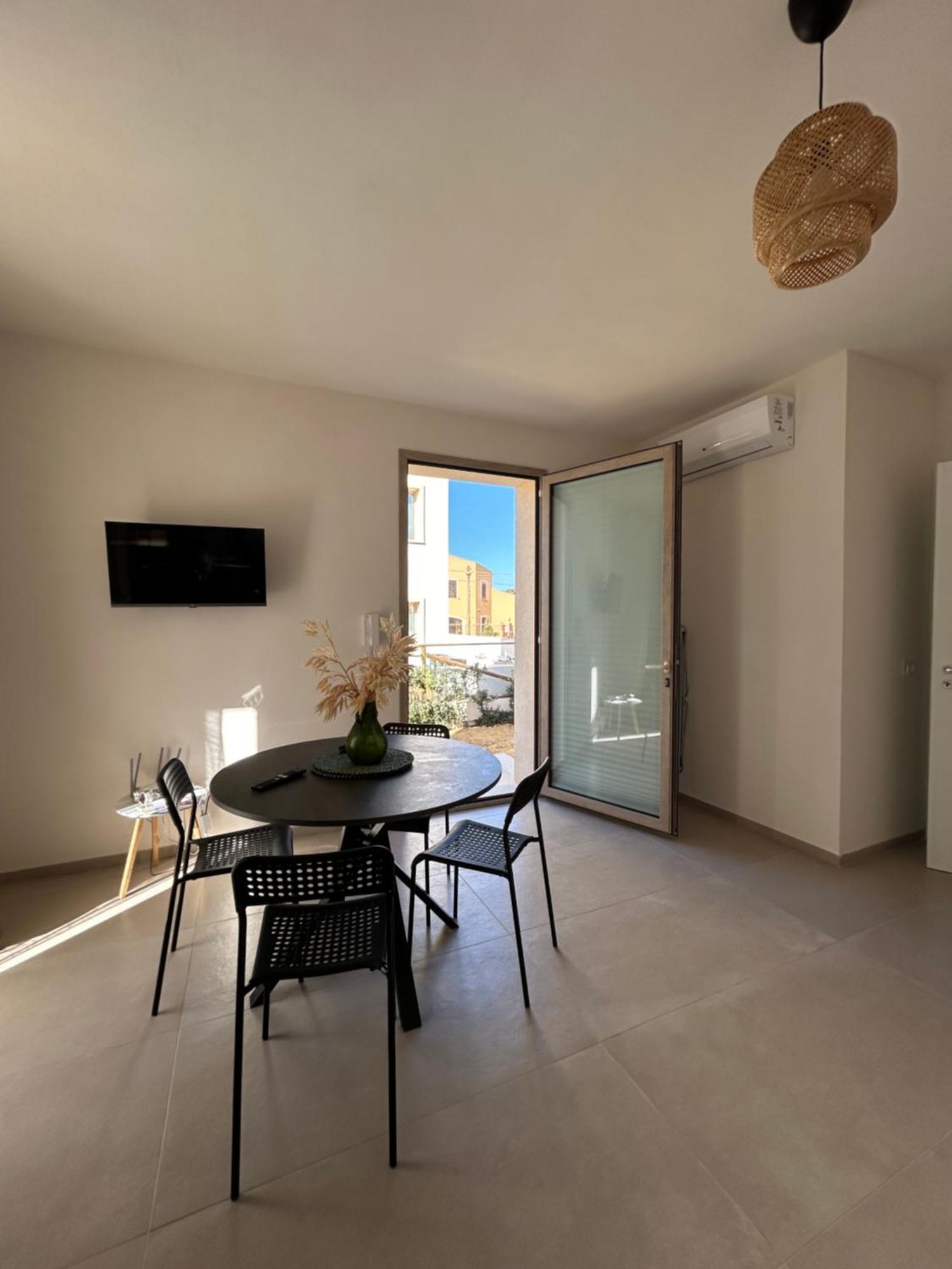 Anemos Apartments Marsala Bagian luar foto