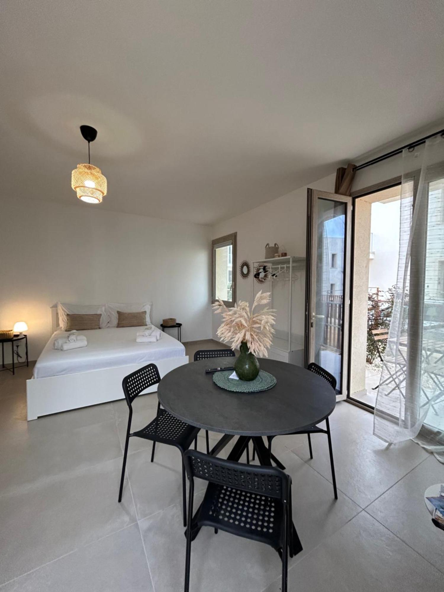 Anemos Apartments Marsala Bagian luar foto