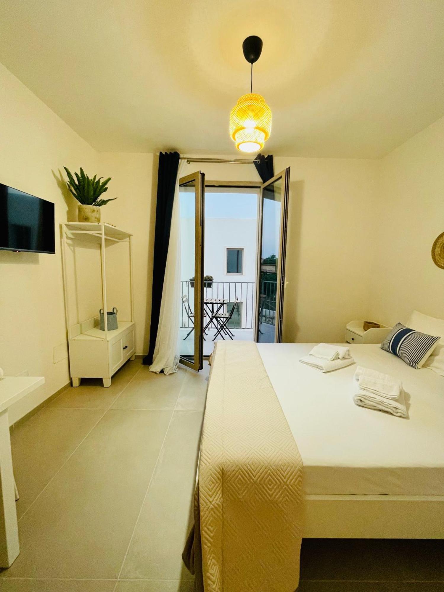Anemos Apartments Marsala Bagian luar foto