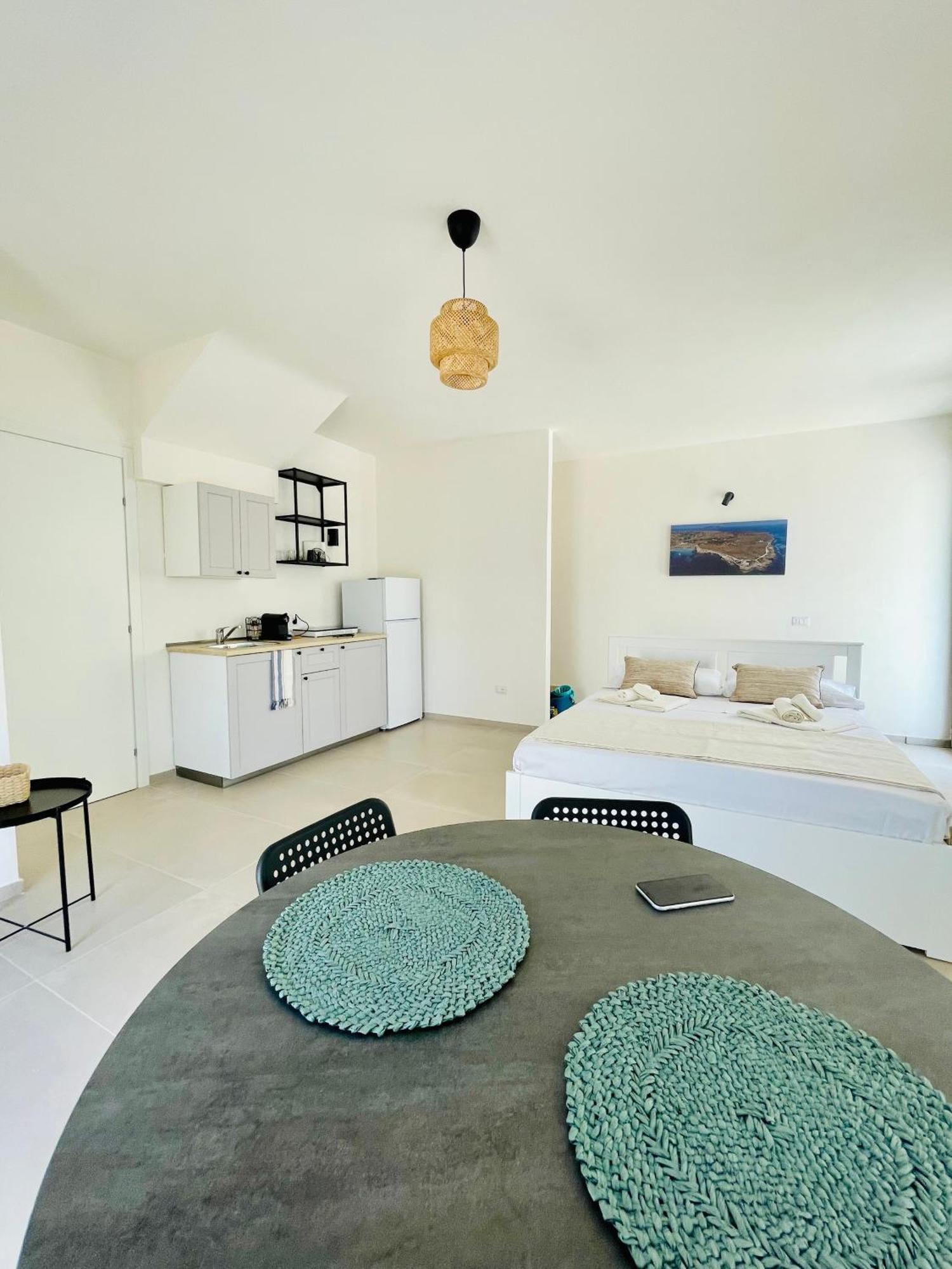Anemos Apartments Marsala Bagian luar foto
