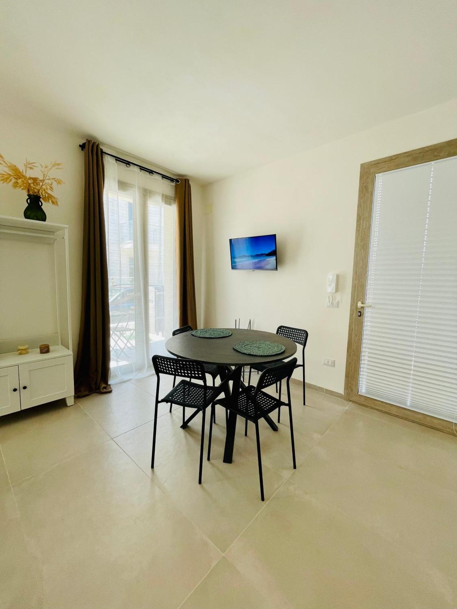 Anemos Apartments Marsala Bagian luar foto
